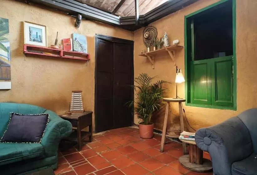 ベッドアンドブレックファースト Hostal Colonial De Santander