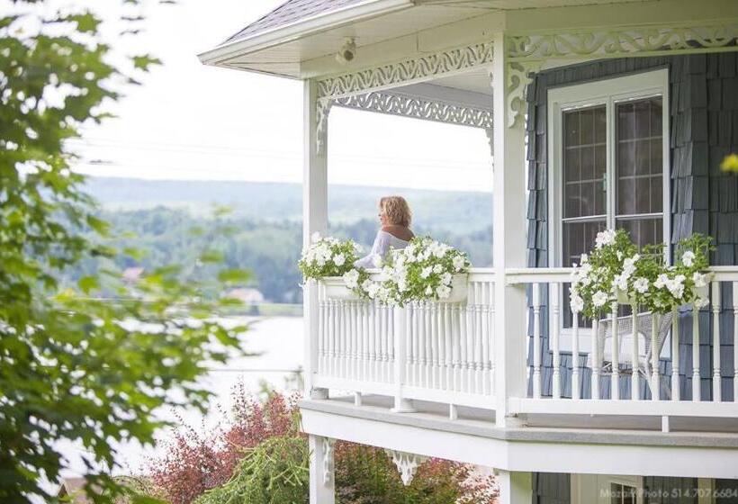 مبيت وإفطار La Maison Bleue Du Lac Wallace