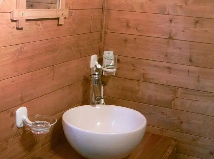 ベッドアンドブレックファースト La Roulotte Des Mousquetaires