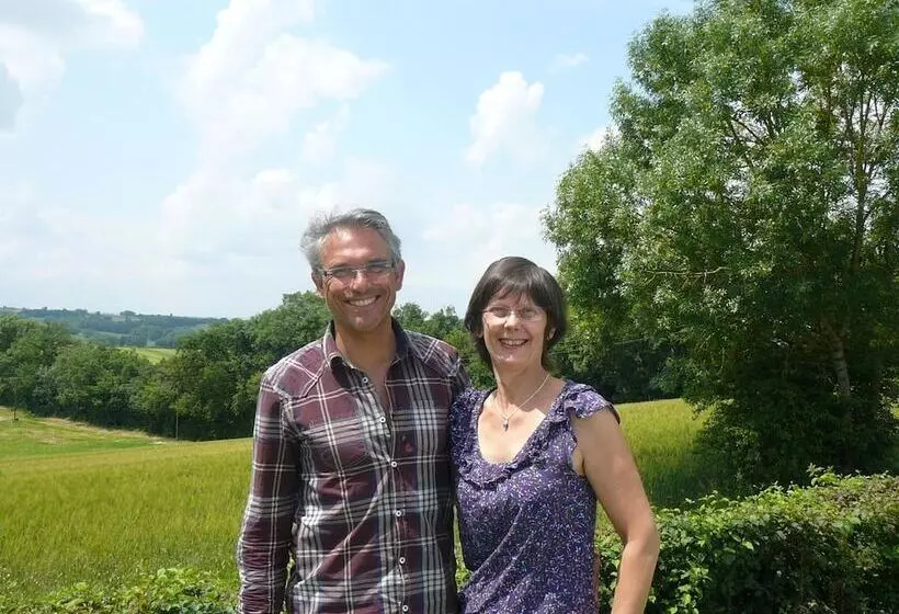 ベッドアンドブレックファースト La Roulotte Des Mousquetaires