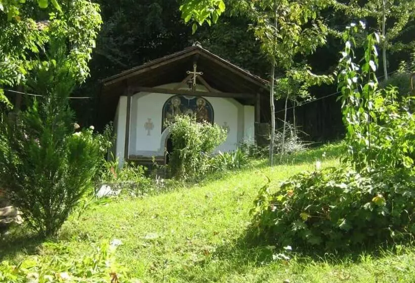 Hotelli Balkanski Chanove