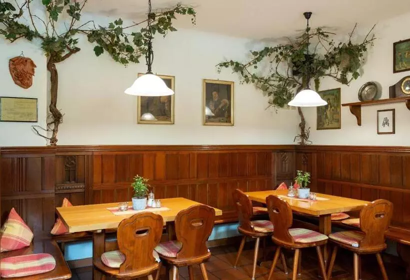 Hotelli Landgasthof May