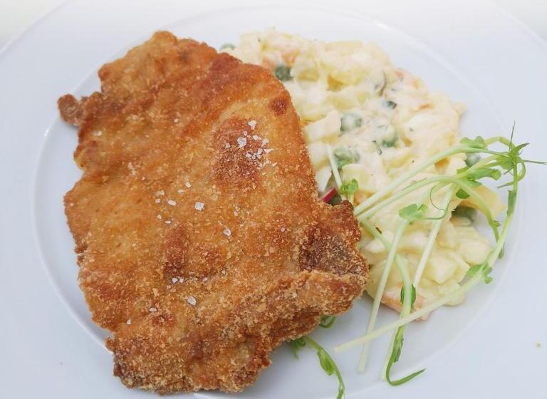 בית מלון כפרי Lotrinský