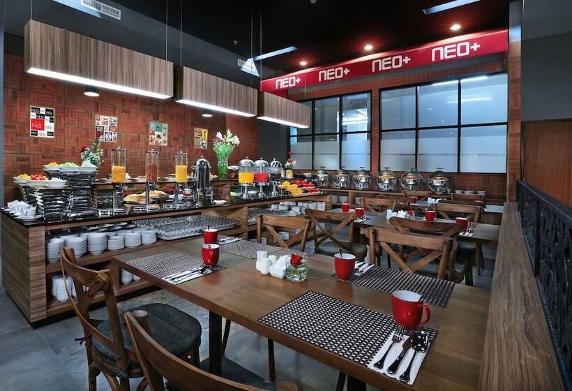 בית מלון כפרי Neo+waru Sidoarjo By Aston