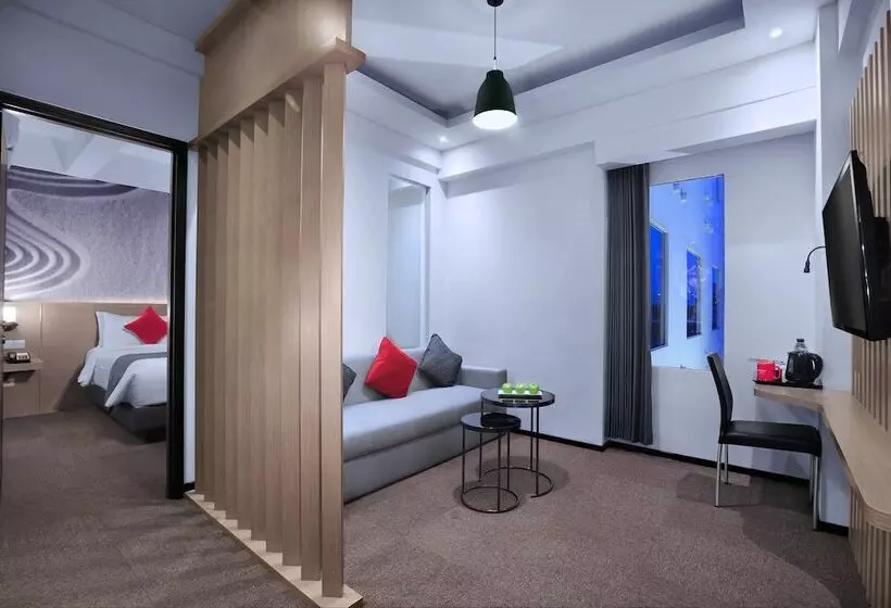 Hotelli Neo+waru Sidoarjo By Aston