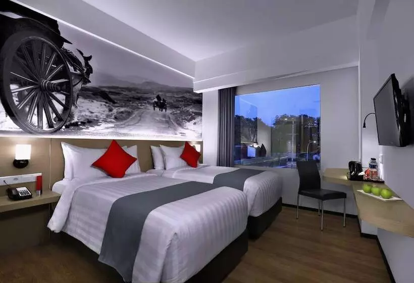 Hotelli Neo+waru Sidoarjo By Aston