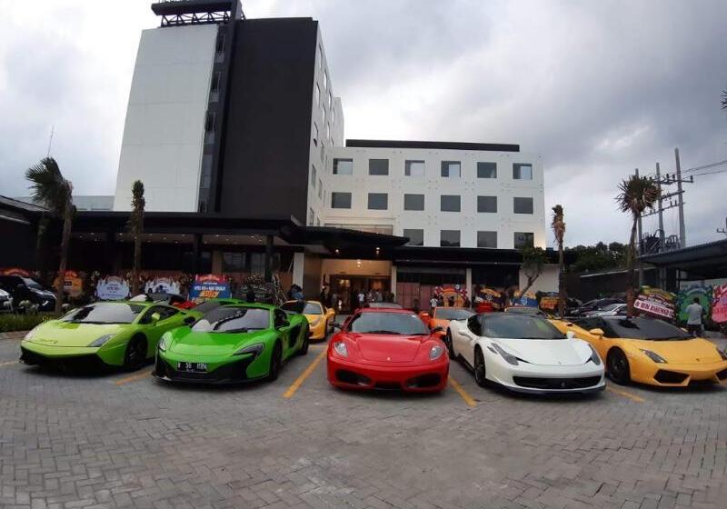 בית מלון כפרי Neo+waru Sidoarjo By Aston