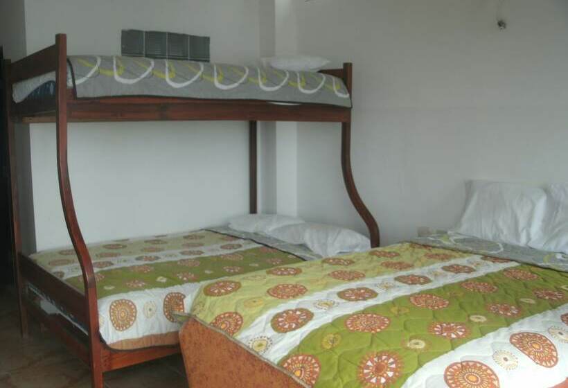 Hotel Paradise Beach