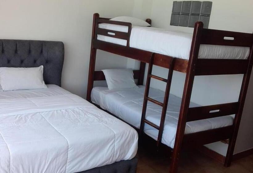 Hotel Paradise Beach