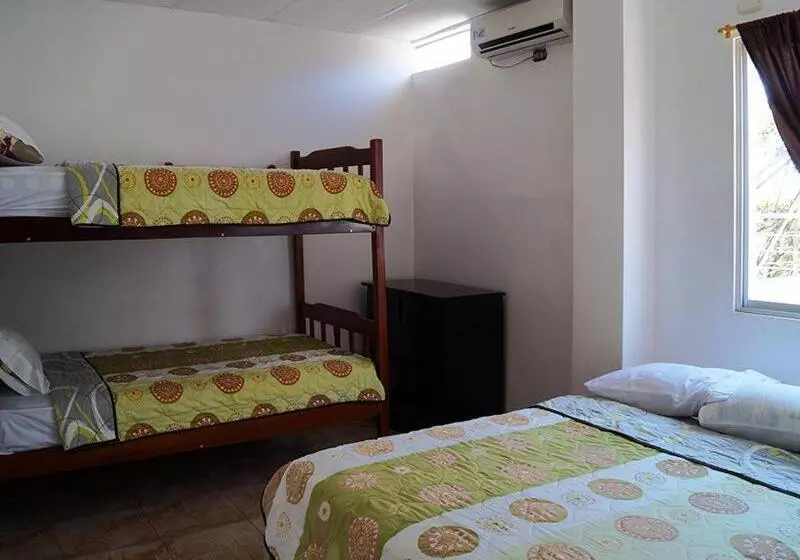 ホテル Paradise Beach