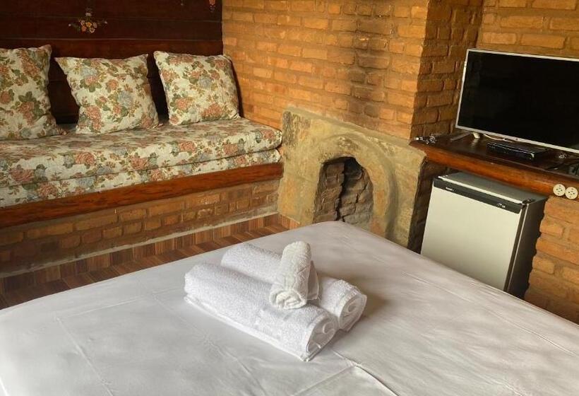 فندق Repousada Chalés