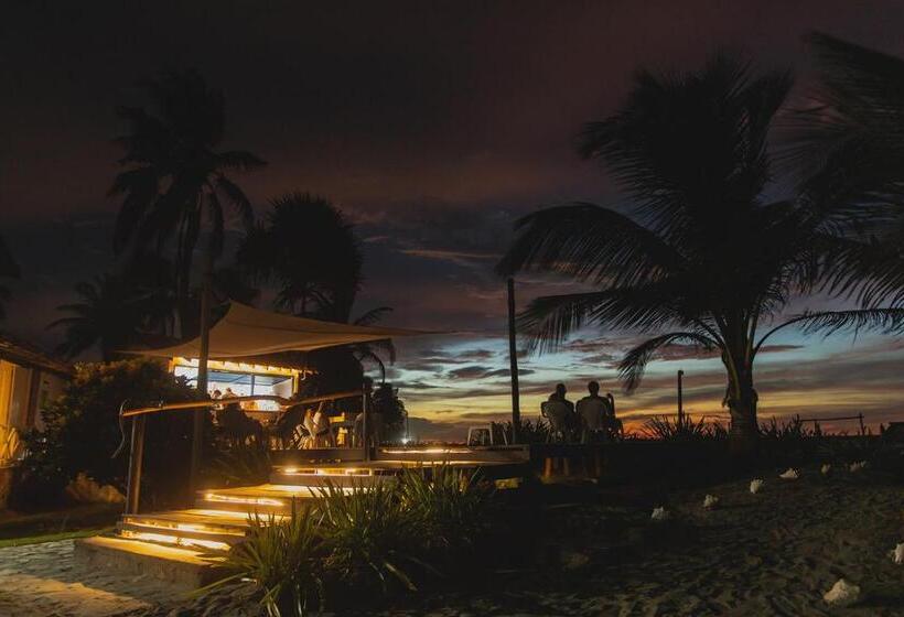 هتل Santa María De Los Vientos