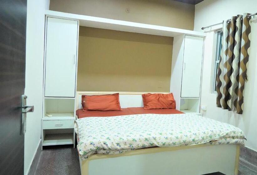 Отель Siddharth