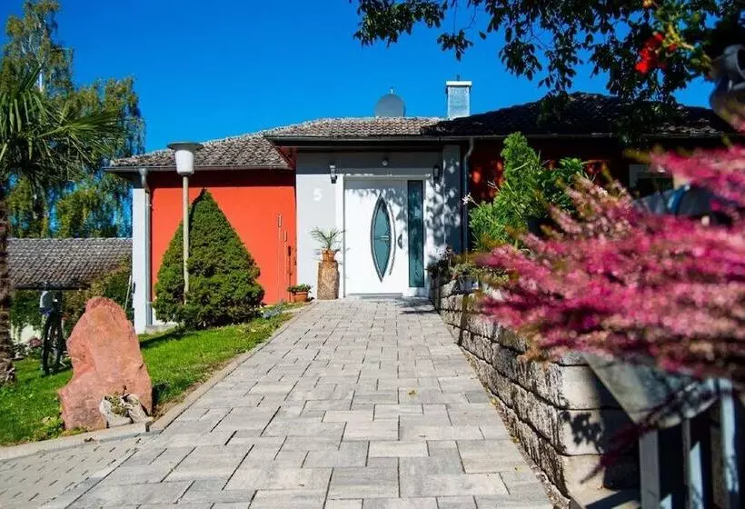 Hotelli Villa Croatia & Restaurant Adria