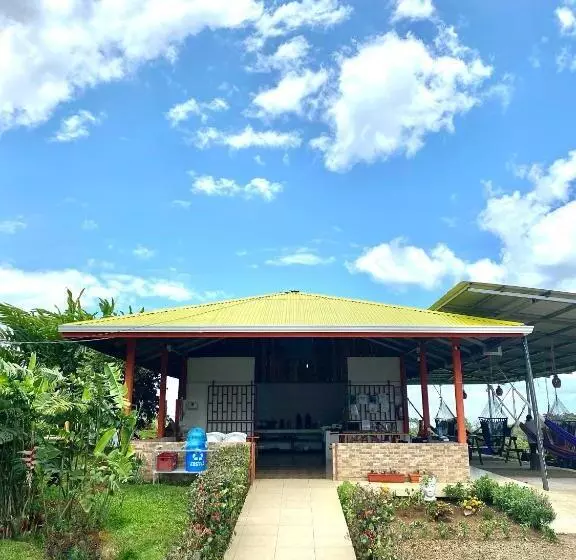 La Piña, Rio Celeste