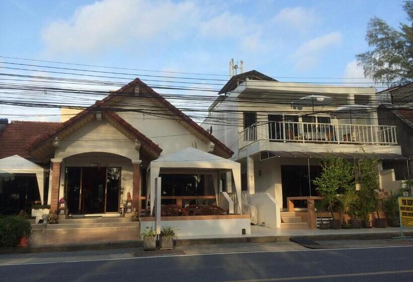 Naithon Beach Residence