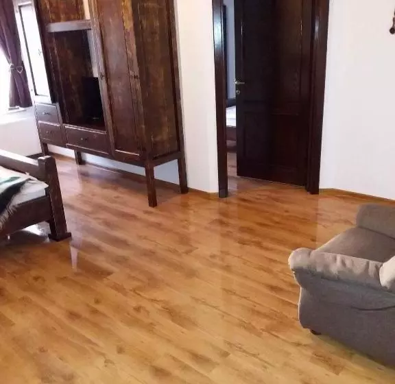 Majatalo Hanul Tentea