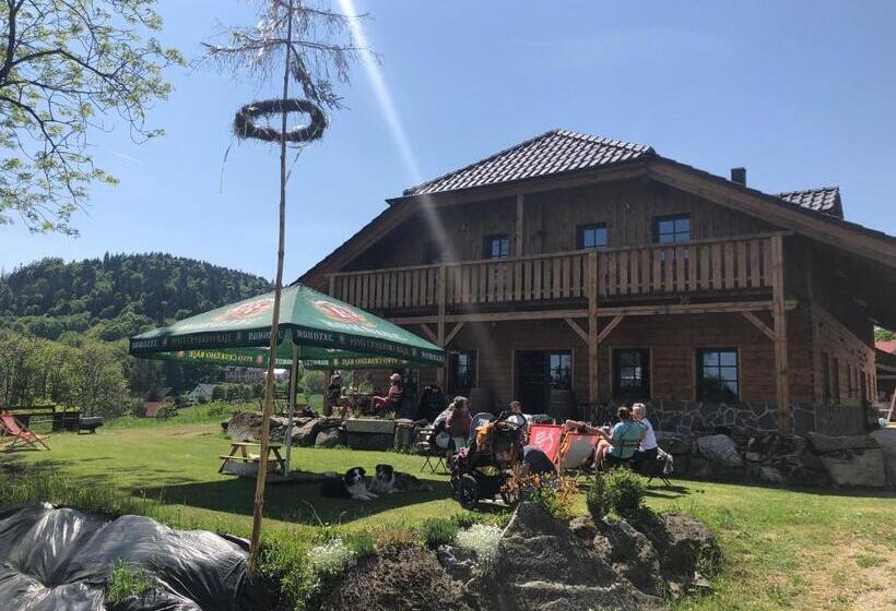 ユースホステル Penzion Farma žleby