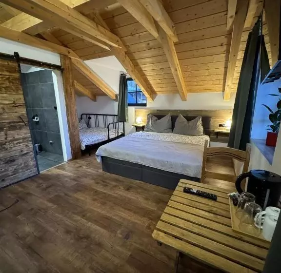 Retkeilymaja Penzion Farma žleby