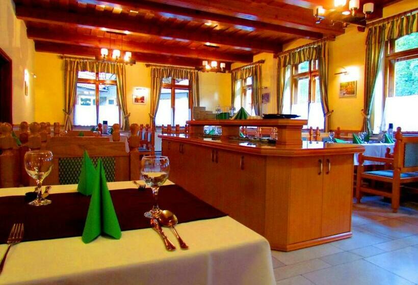 민박 Odvaskő étterem és Panzió