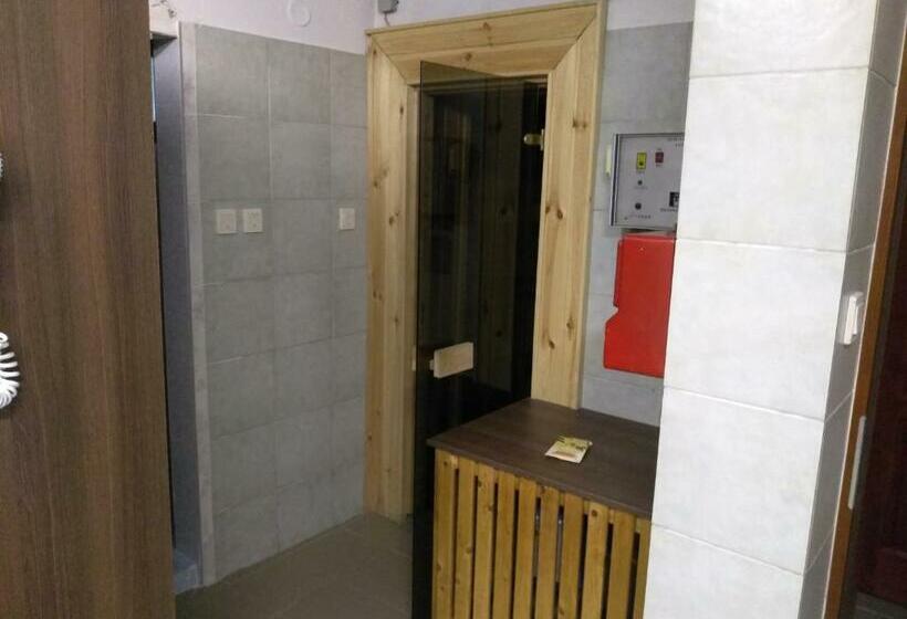 민박 Odvaskő étterem és Panzió