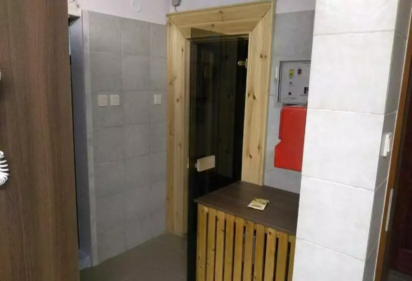 Aamiaismajoitus (B&B) Odvaskő étterem és Panzió