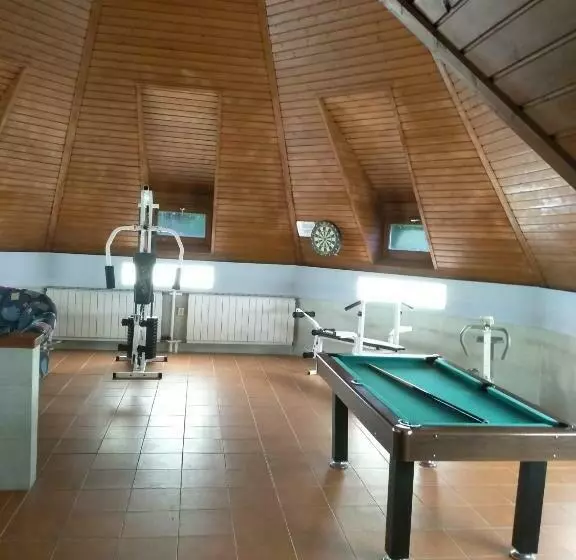 Aamiaismajoitus (B&B) Odvaskő étterem és Panzió