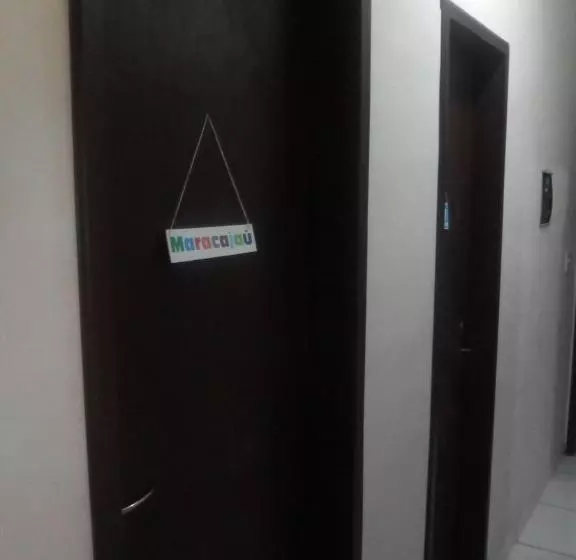 Casa Do Mochileiro Airport Hostel & Pousada