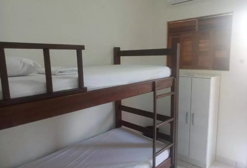 Casa Do Mochileiro Airport Hostel & Pousada