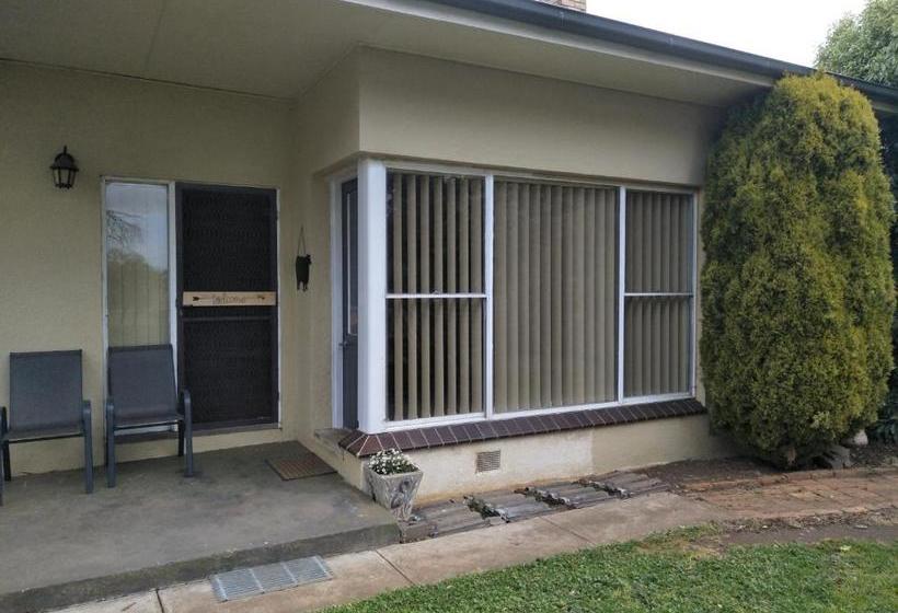 Grampians Historic Homestead B&b