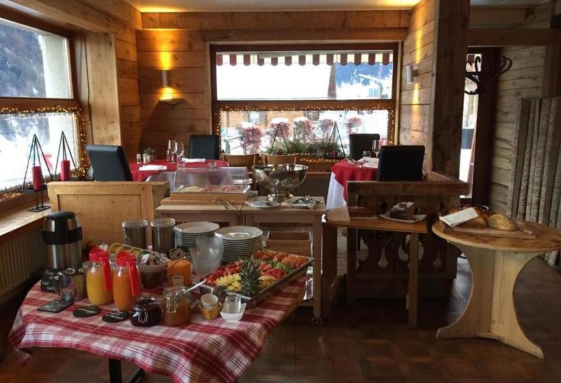 בית מלון כפרי Communal