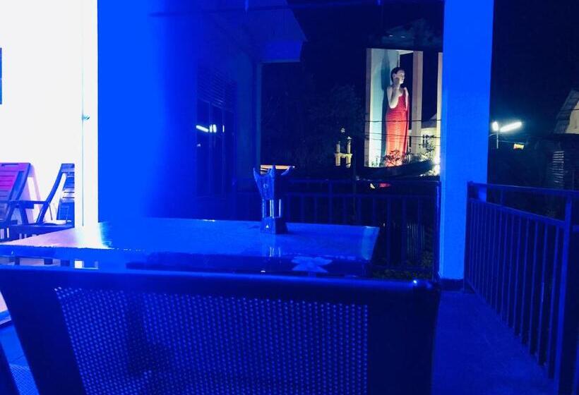 Otel Mountain Villa Adam S Peak