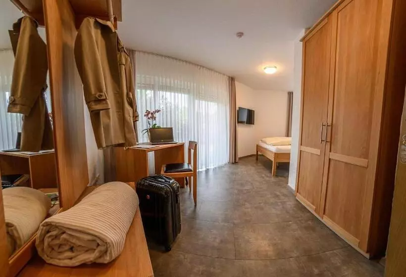 Hotelli Restaurant Zum Schwan