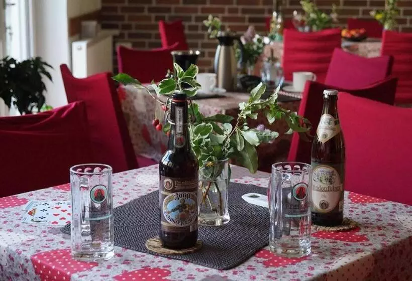 Majatalo Gästehaus Am Steinwald