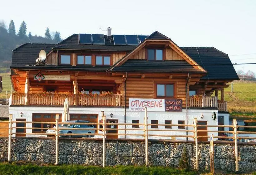 Majatalo Penzion Oravsky Zrub