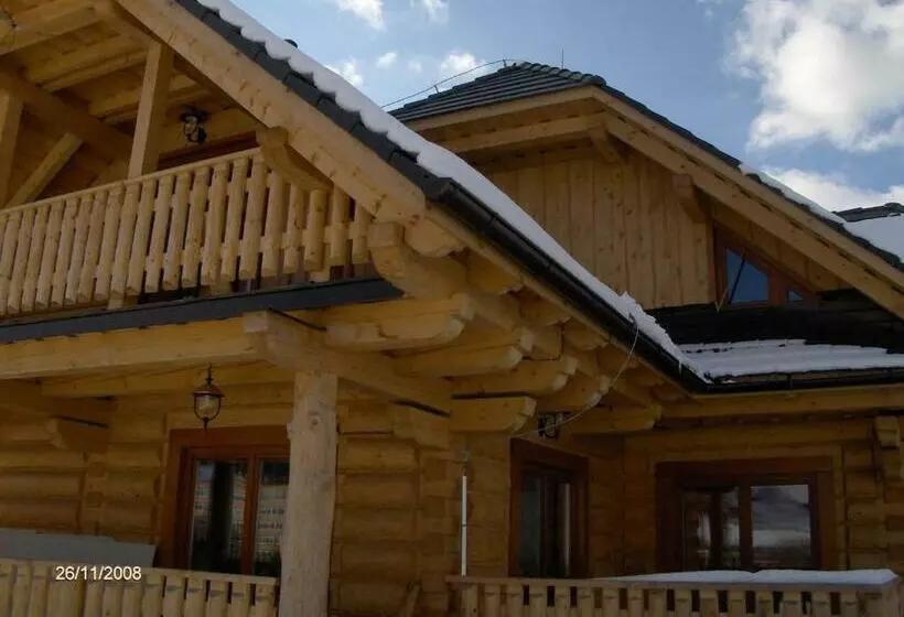 Majatalo Penzion Oravsky Zrub