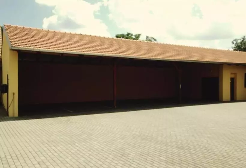 پانسیون Sedlecký Dvůr