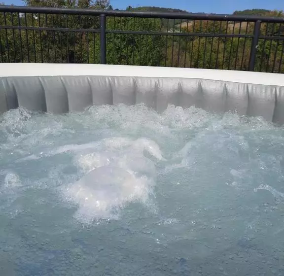 Majatalo Vila La Izvorul Putinei