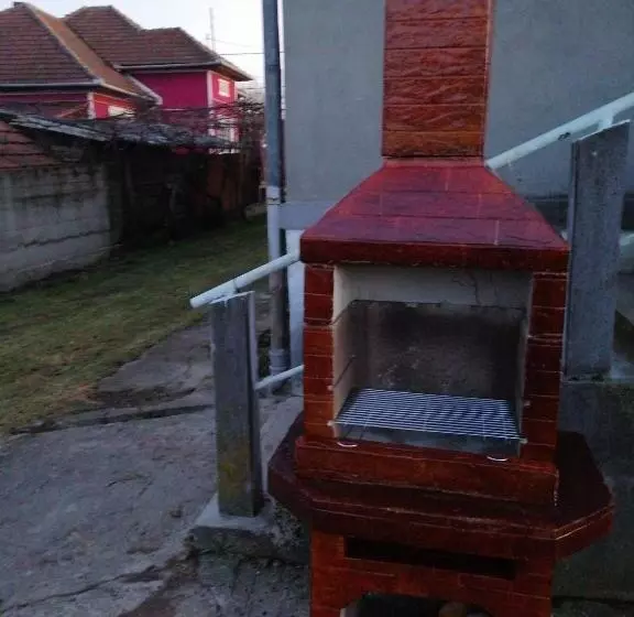 Majatalo Vila La Izvorul Putinei