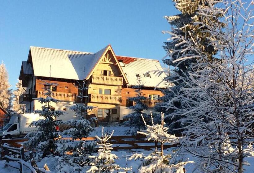 Pensiunea Colt De Rai