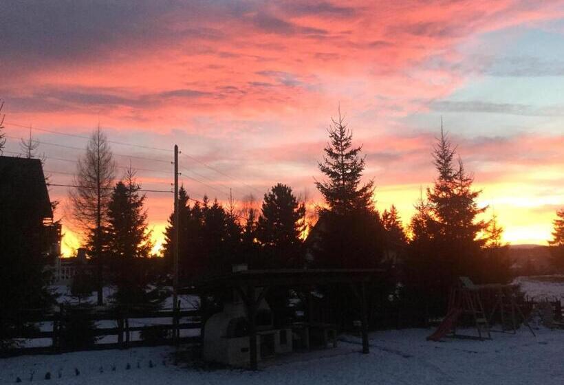 Pensiunea Colt De Rai