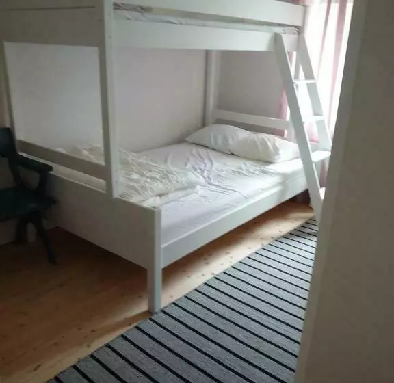Vandrarhemmet Tallbacka/ängelsberg Hostel