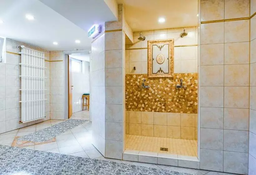 Retkeilymaja Freiensteinerhof Superior