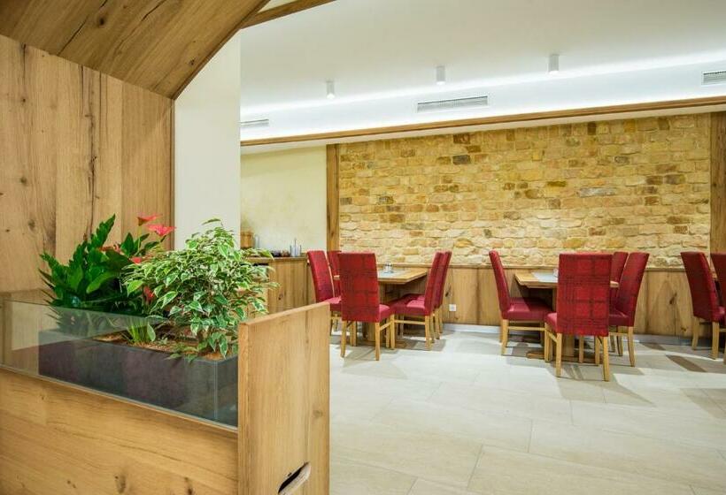 Общежитие Freiensteinerhof Superior