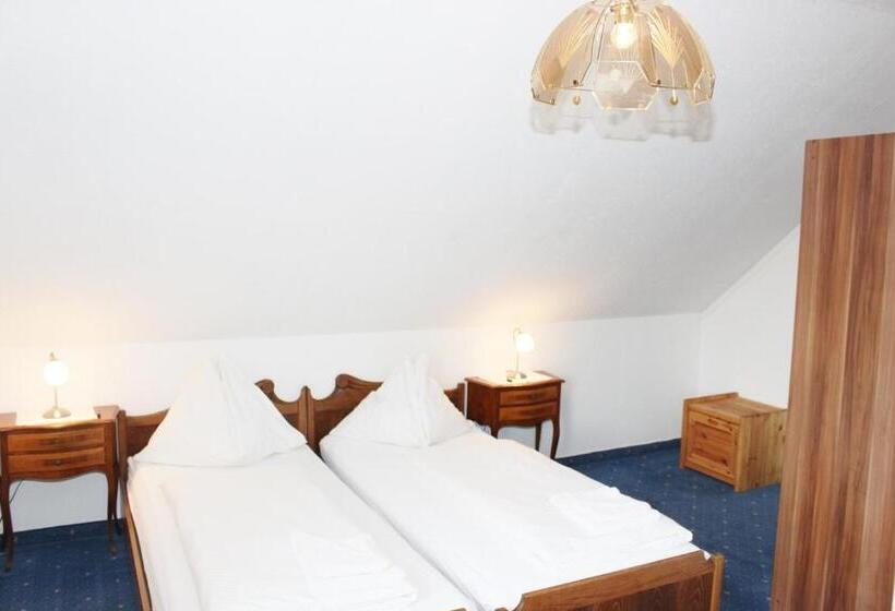 فندق صغير Gasthaus Stefaner