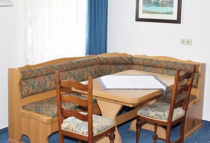 Retkeilymaja Gasthaus Stefaner