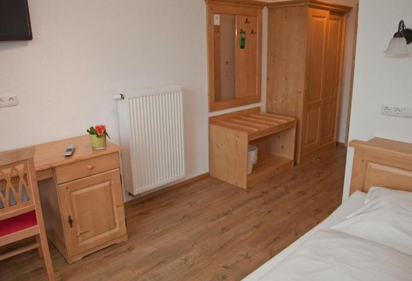 호스텔 Landgasthof Entenwirt Tarsdorf