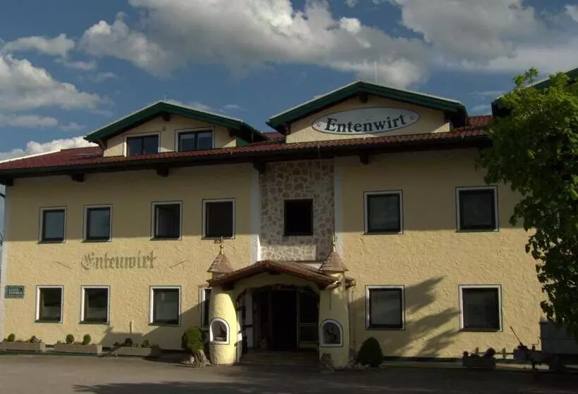 Retkeilymaja Landgasthof Entenwirt Tarsdorf