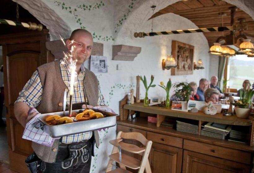 ユースホステル Landgasthof Entenwirt Tarsdorf