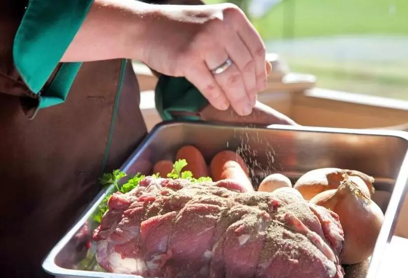 Retkeilymaja Landgasthof Entenwirt Tarsdorf